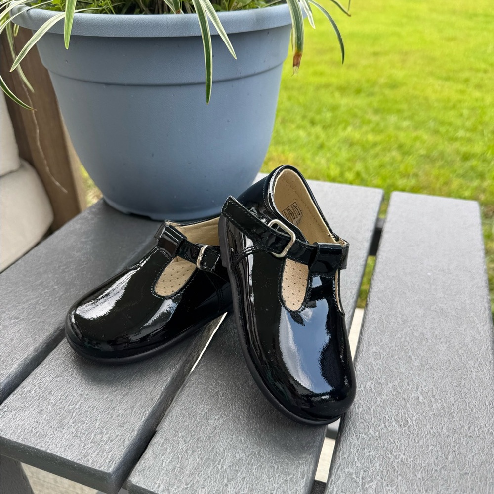Elegant Black Patent Kids Dress Shoes